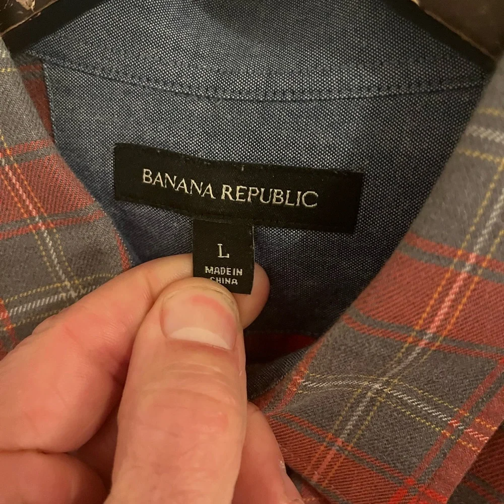Banana Republic Plaid Button Down Shirt‎
